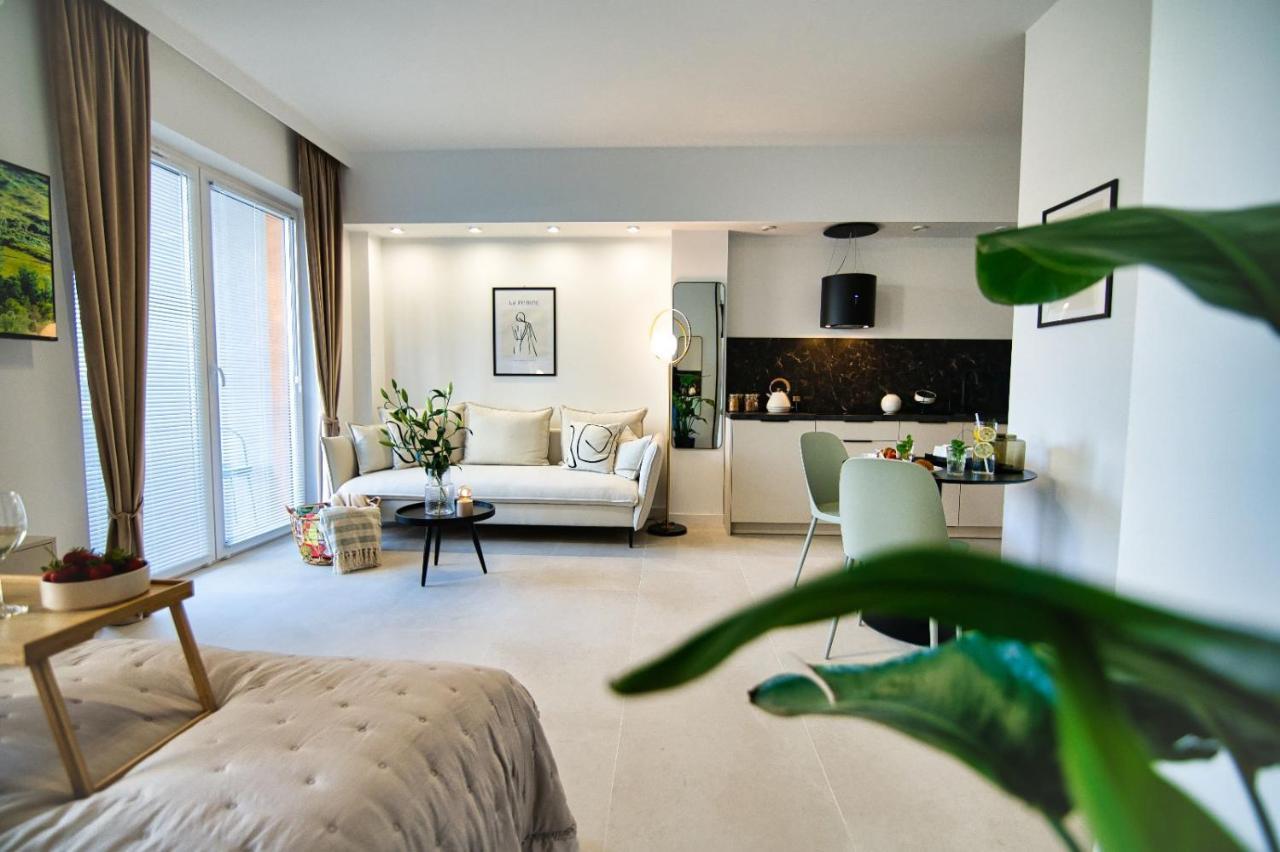 Zator Apartament Mint Wanna Spa Bagian luar foto